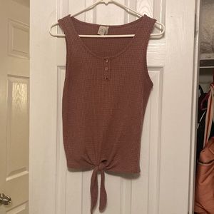 Tank top with tie